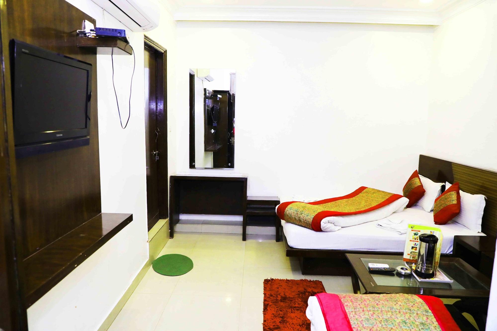 Oyo Flagship Kumar Palace 3* New Delhi