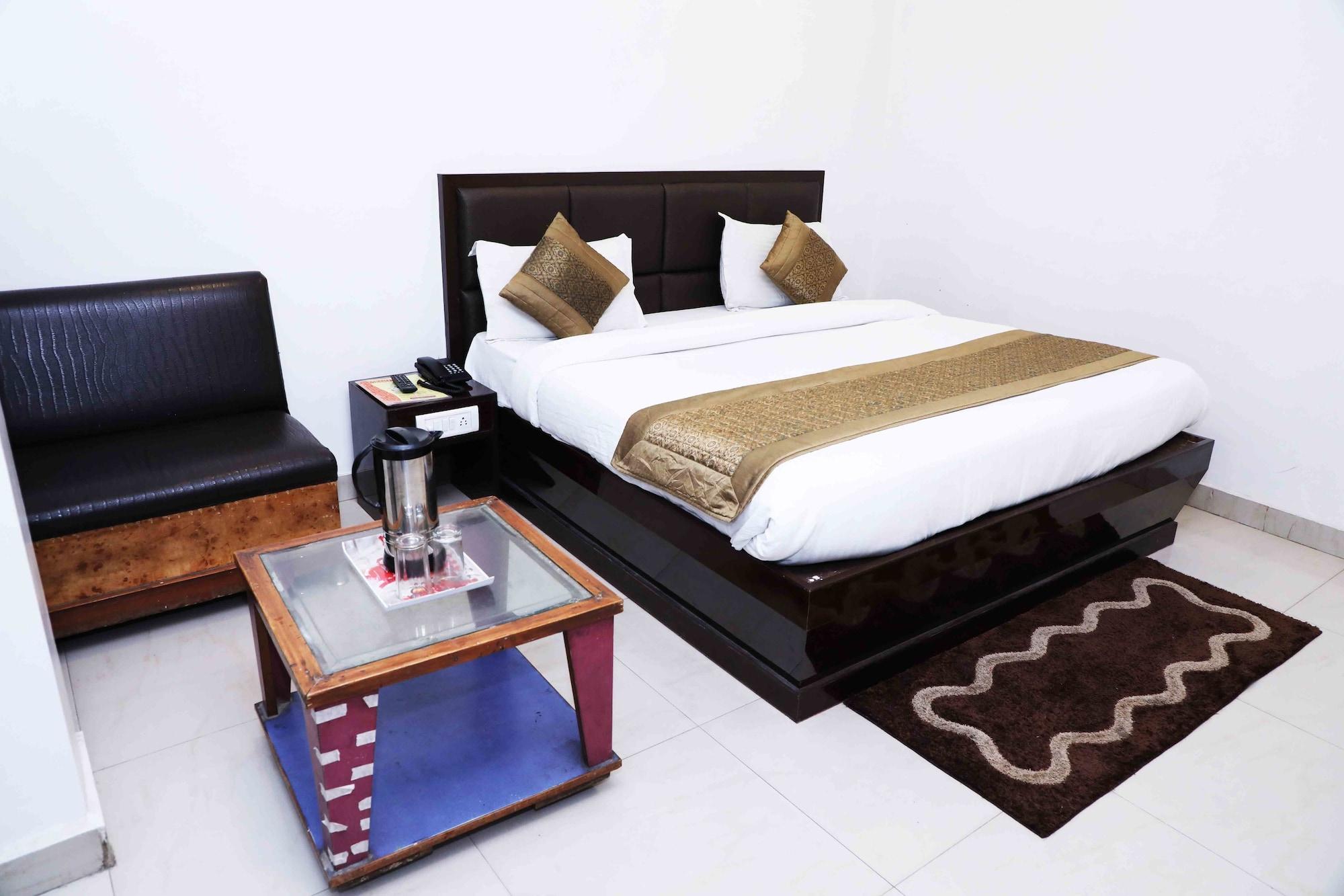 Oyo Flagship Kumar Palace 3* New Delhi
