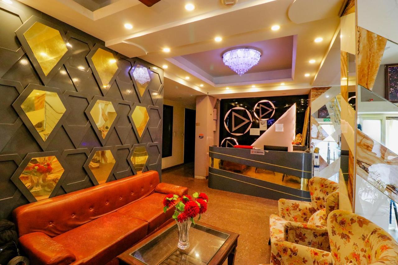 Hotel Staybook Aira Railway Station Paharganj