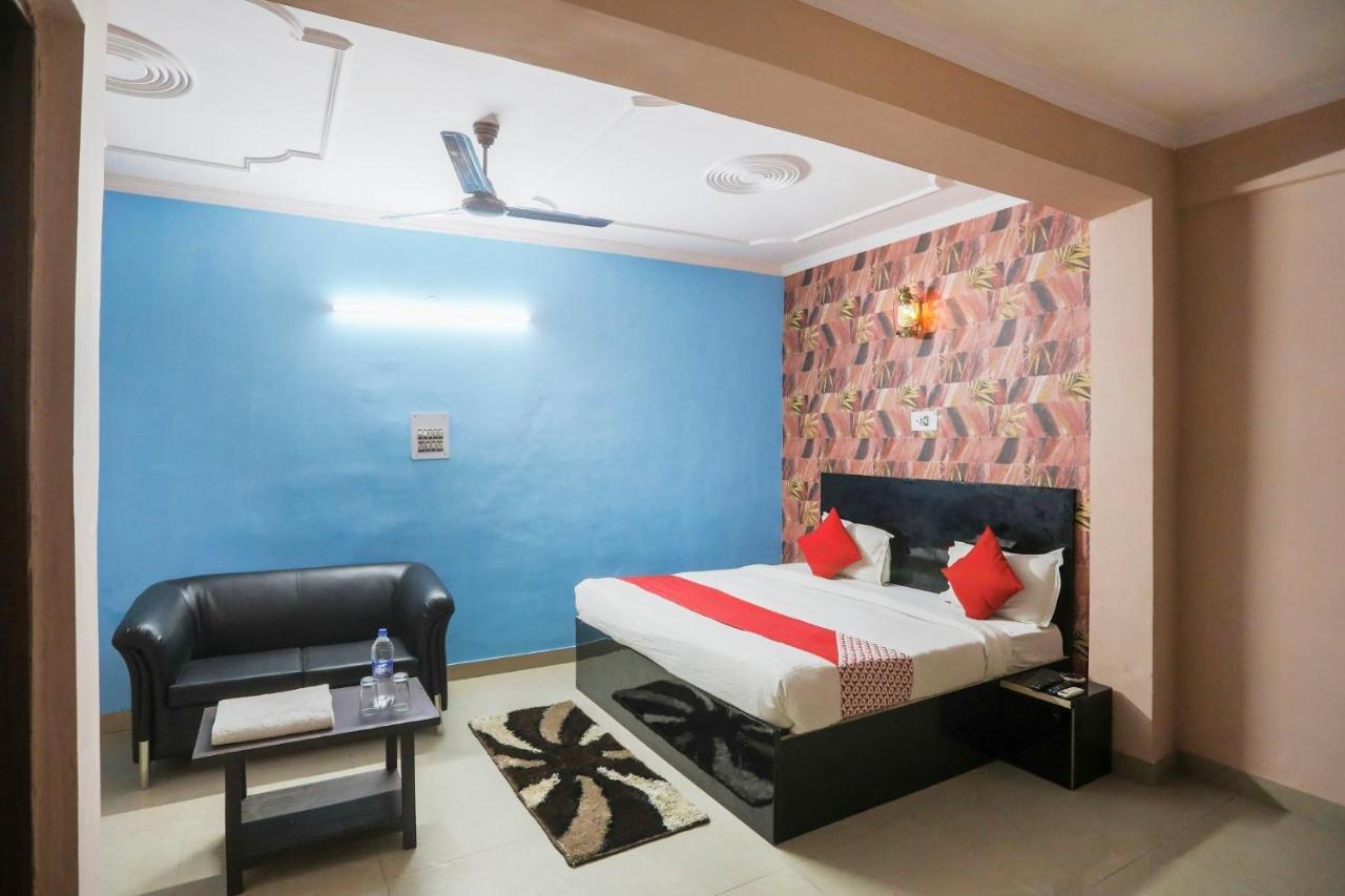 Hotel Oyo 74656 Quadis 3*