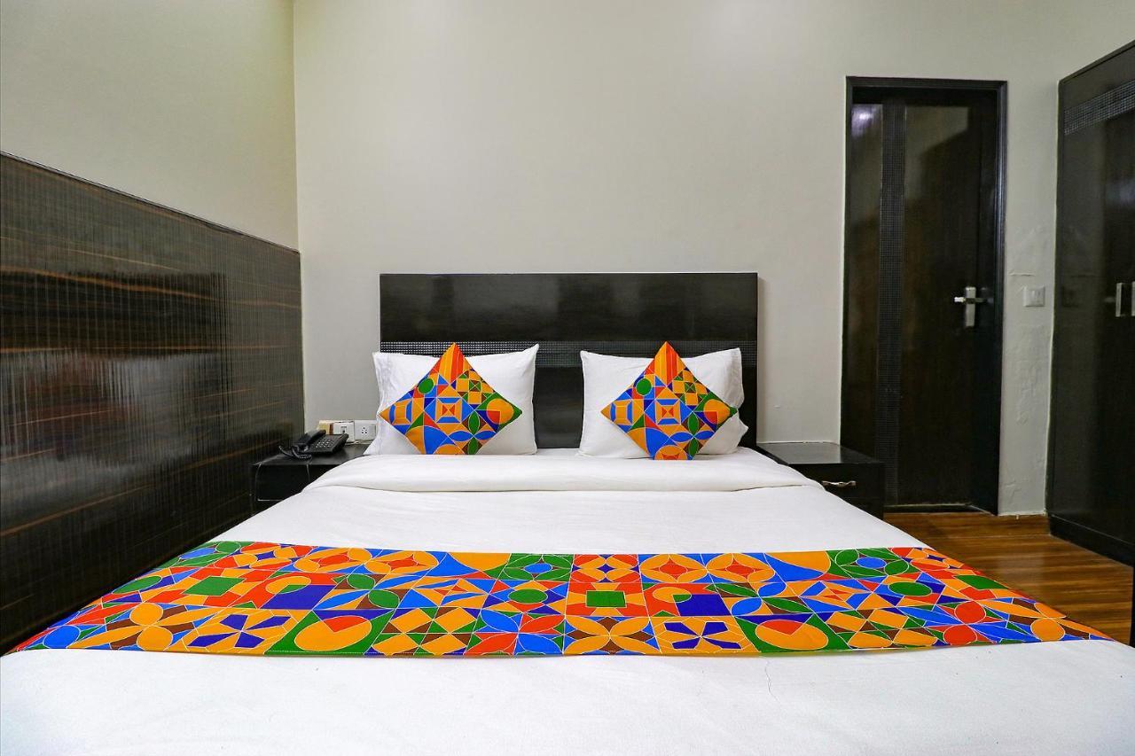 Fabhotel La Ola
