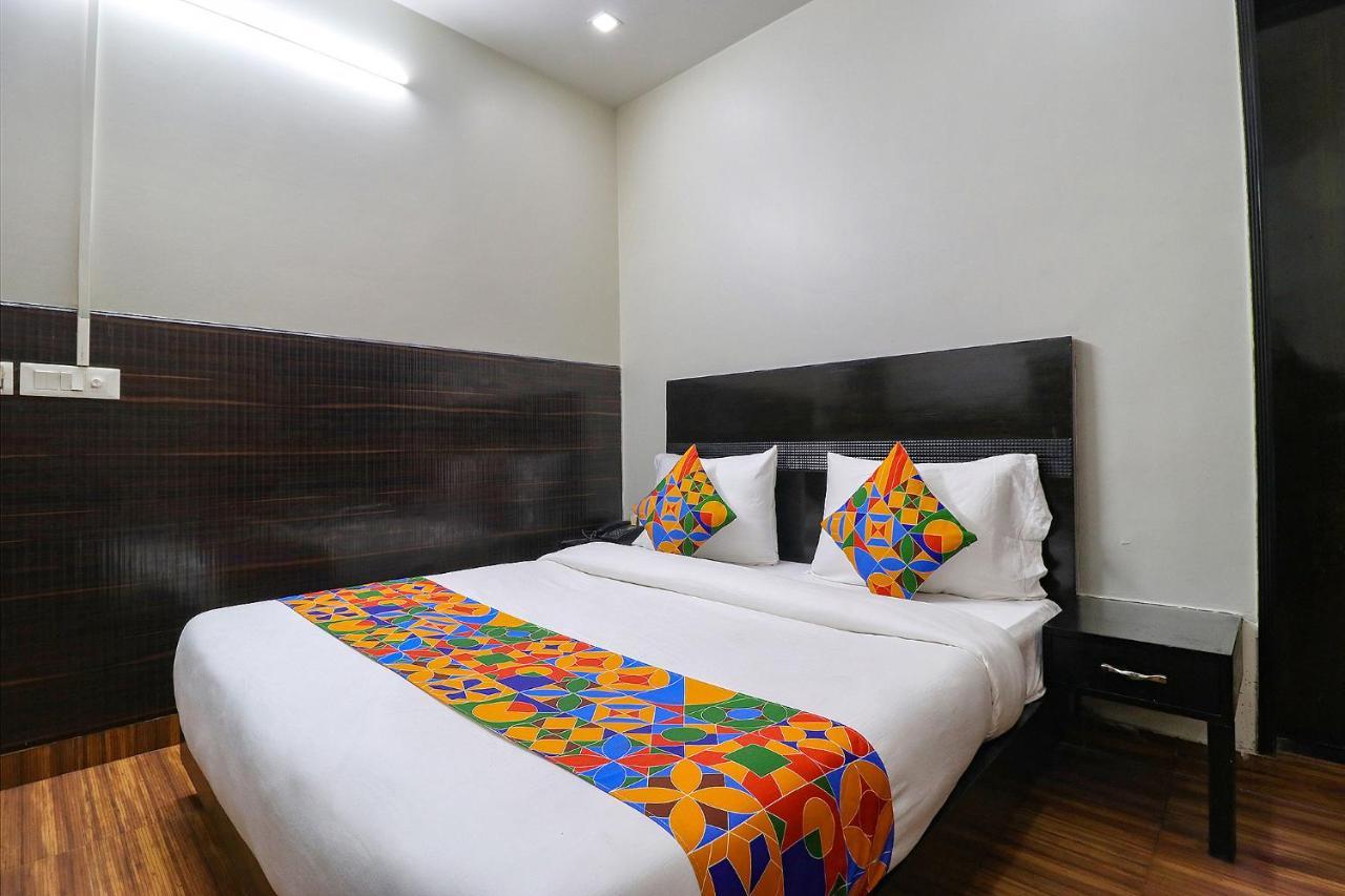 Hotel Fabhotel La Ola 3*