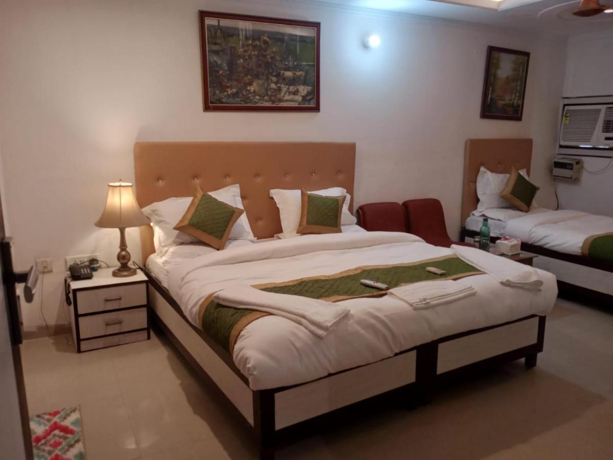 Shyam Palace