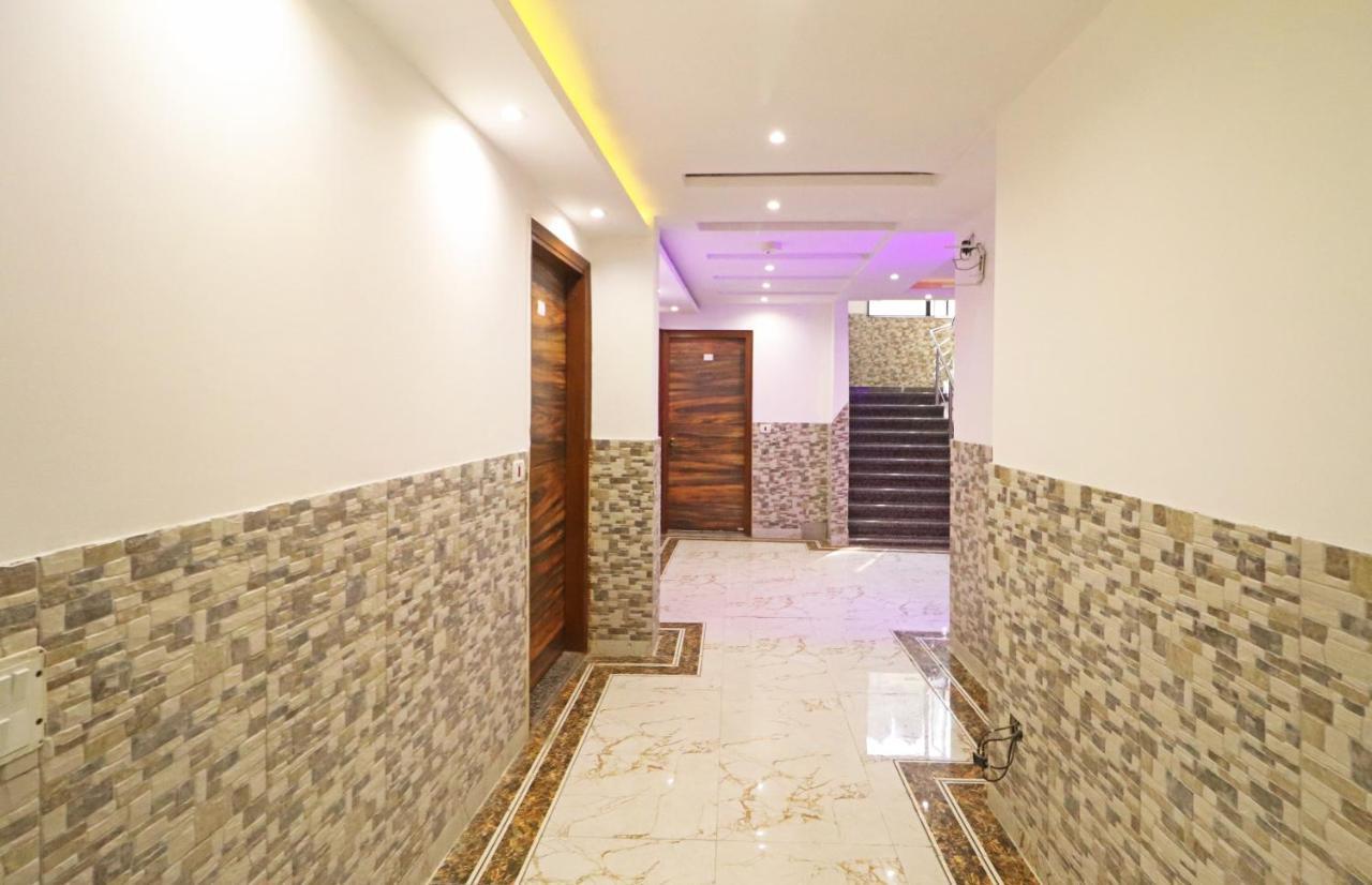 Hotel City View Luxury Near Railway Station New Delhi