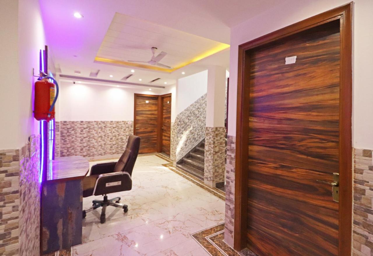 City View Luxury Near Railway Station 4*