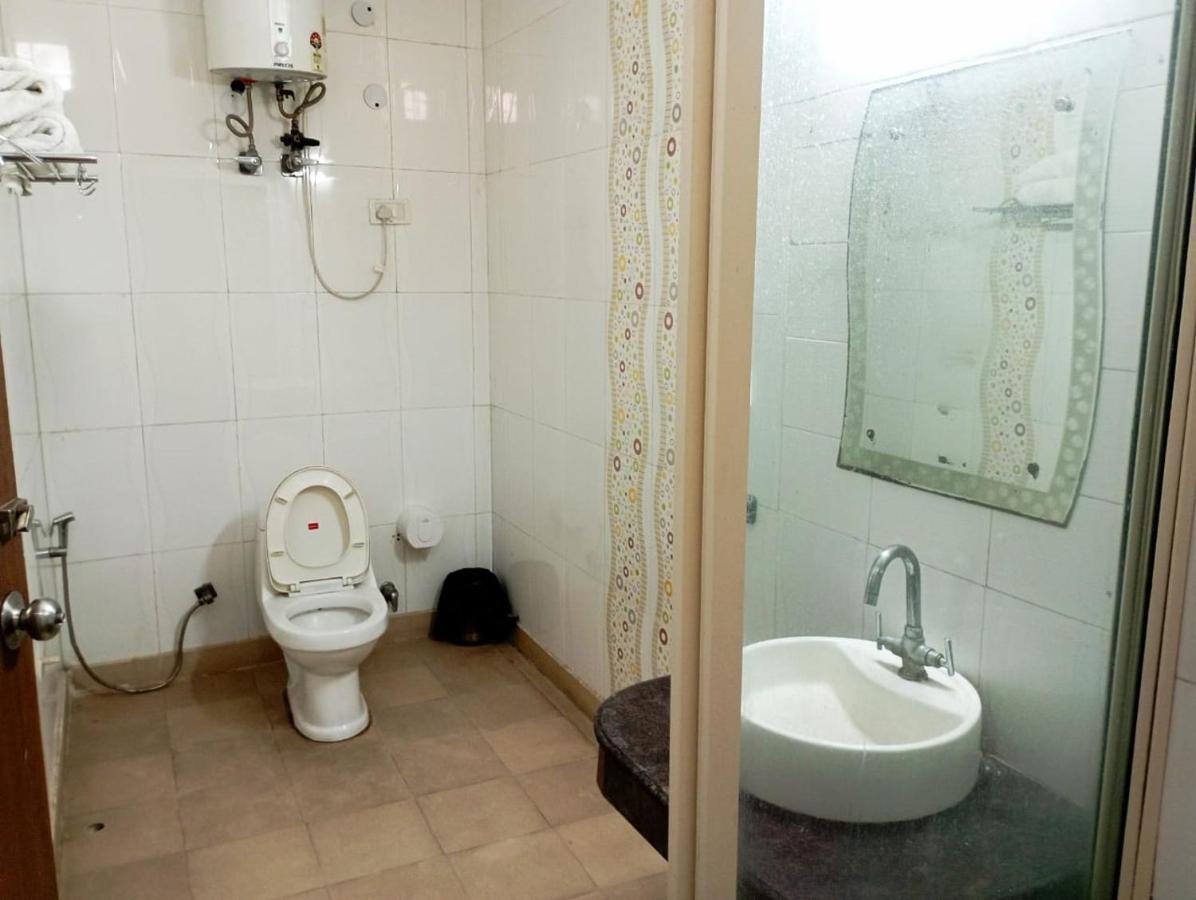 Dwarka Bed & Breakfast