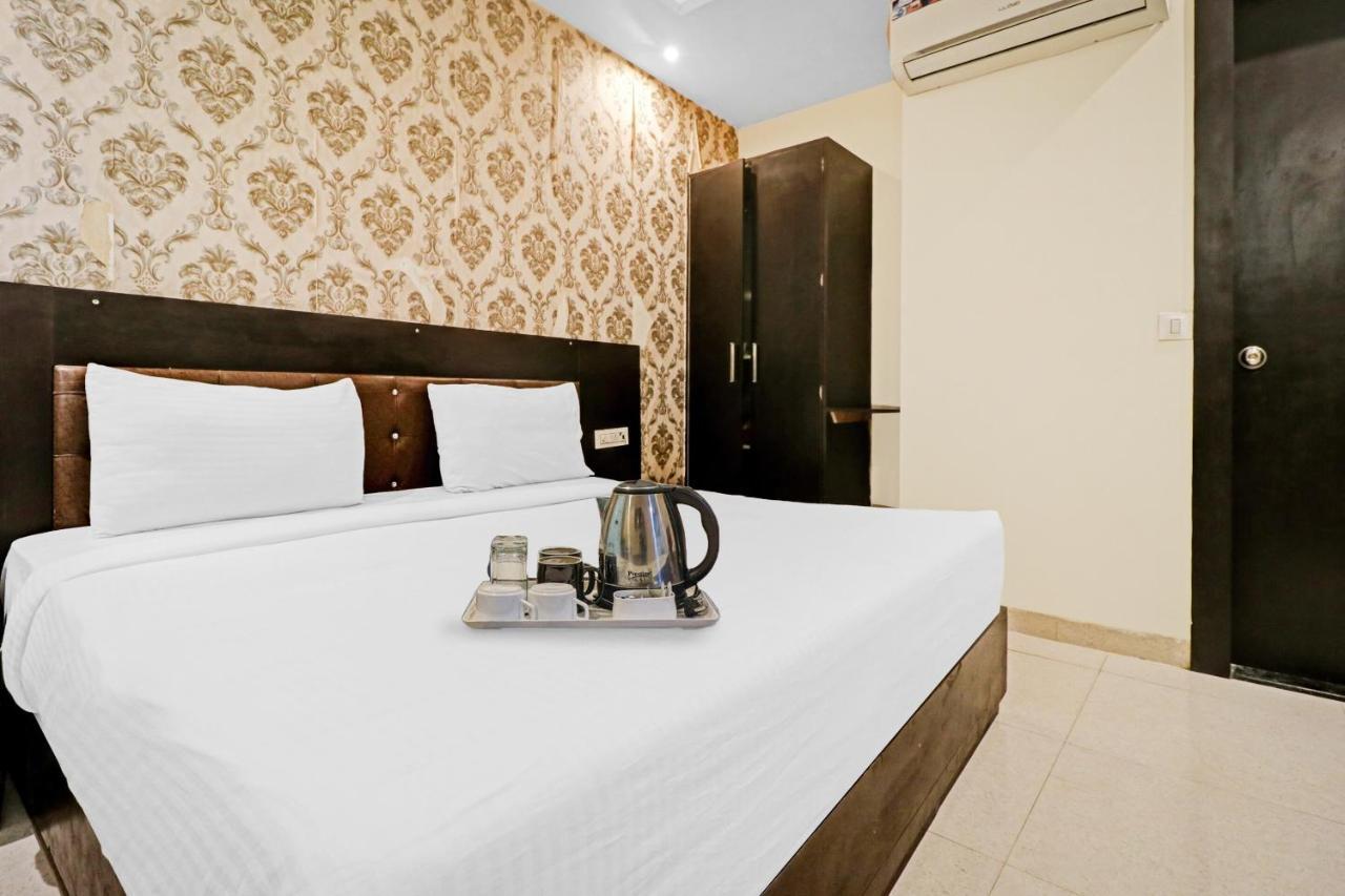 Hotel Oyo 23368 Boutique Paragon New Delhi