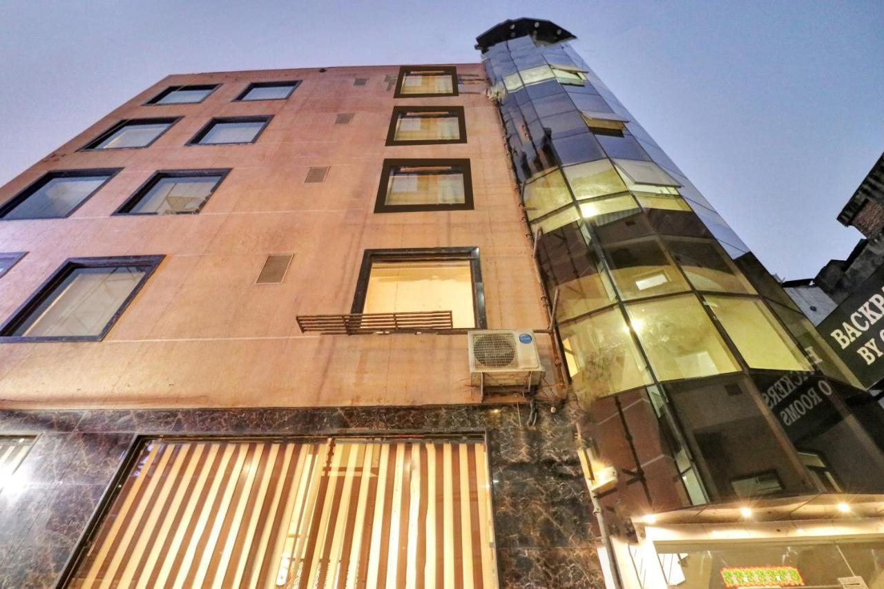 Oyo 23368 Boutique Paragon 3* New Delhi