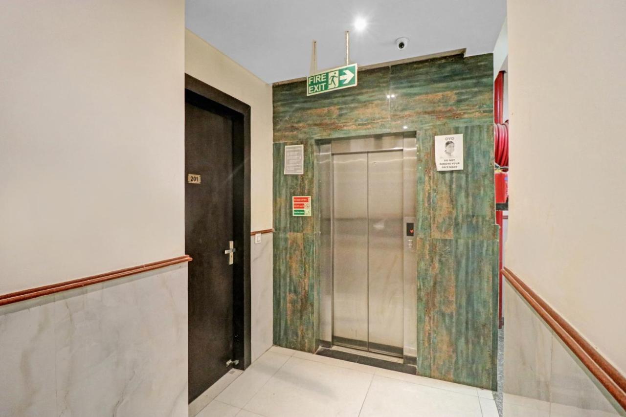 Hotel Oyo 23368 Boutique Paragon 3*