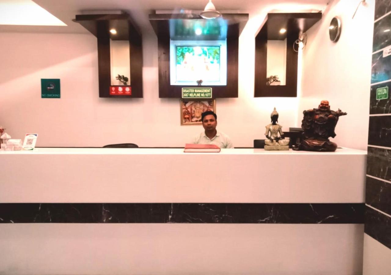 Hotel Sai Crystal Near Railway Station