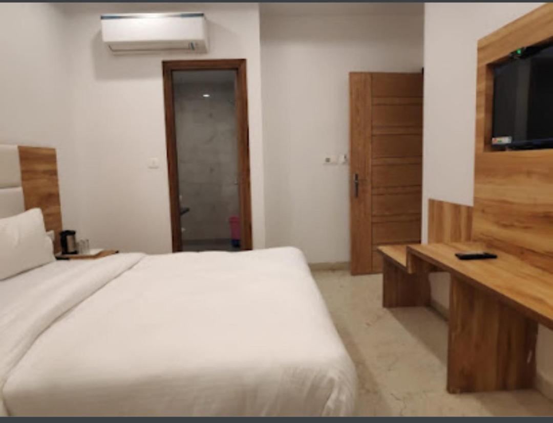 Awesome International Hotel New Delhi