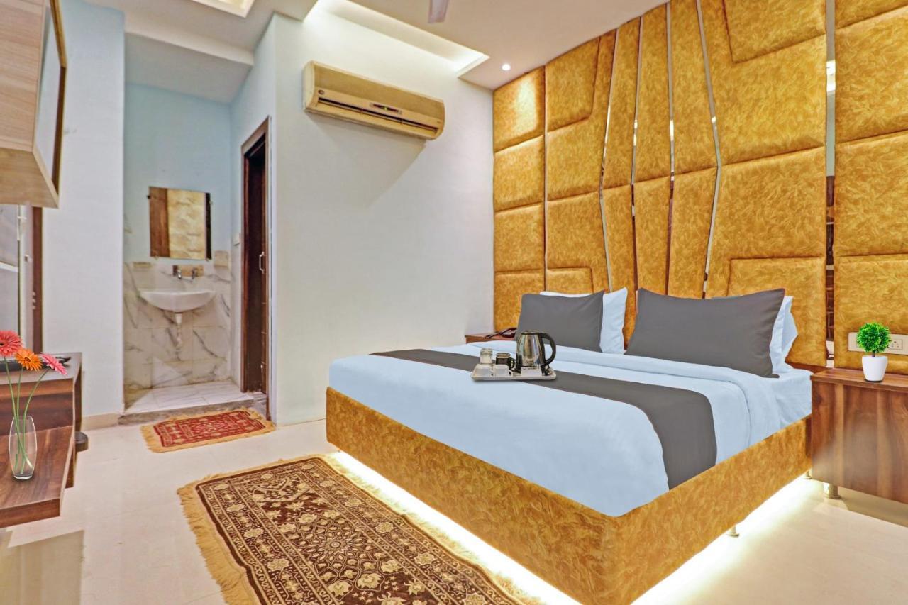 Hotel Collection O 9271 Dev Palace 3*
