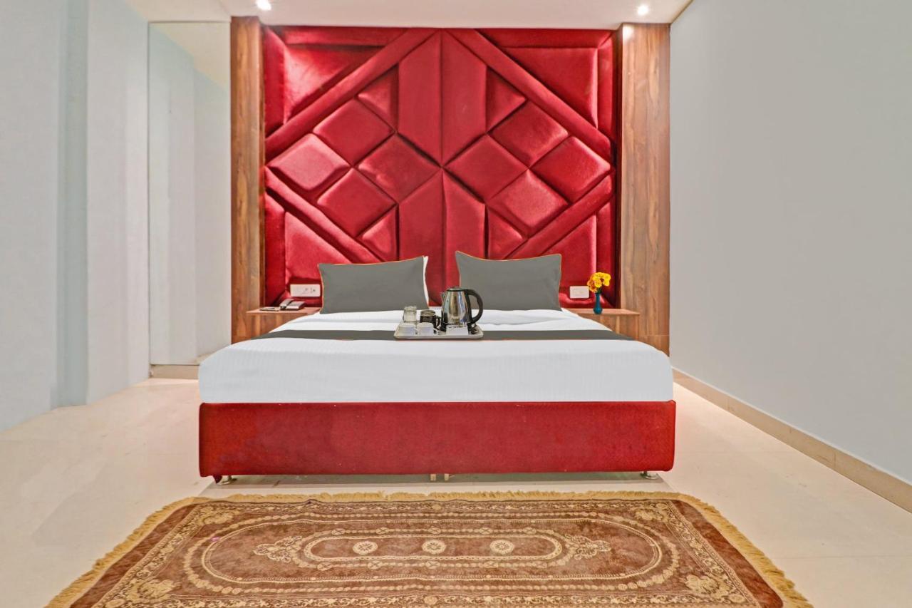 Hotel Collection O 9271 Dev Palace Nova Deli