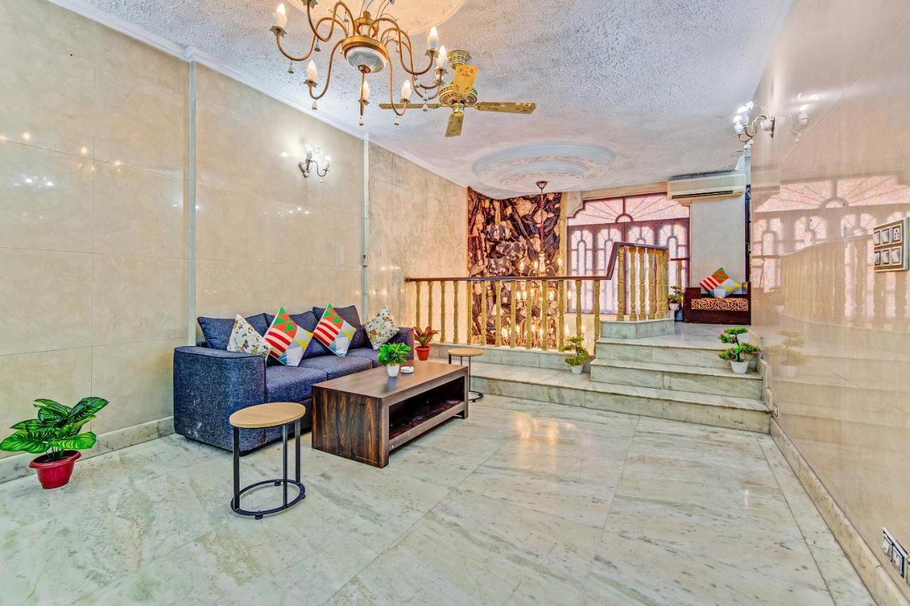 Oyo 78128 Del1952 Hmoca Guest house 3*