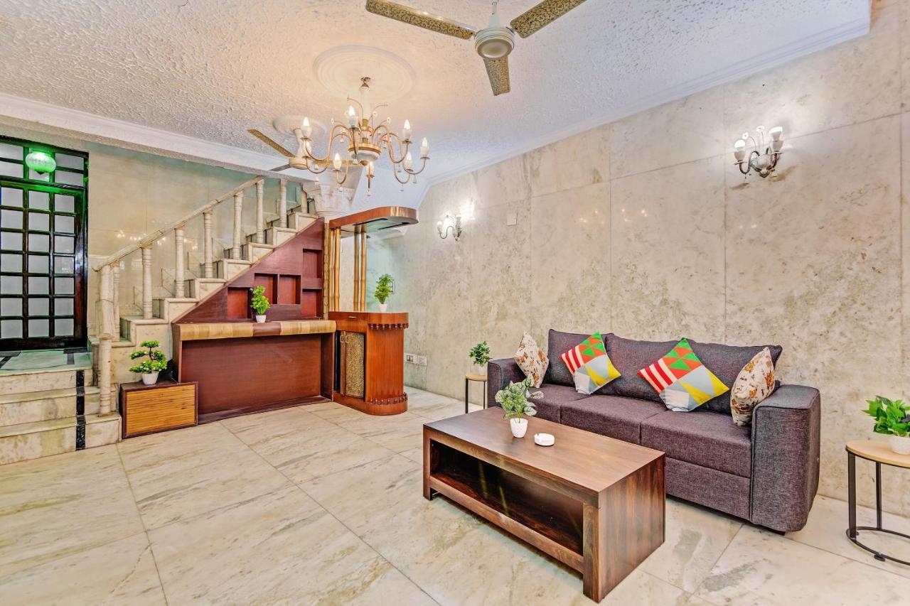 Guest house Oyo 78128 Del1952 Hmoca New Delhi