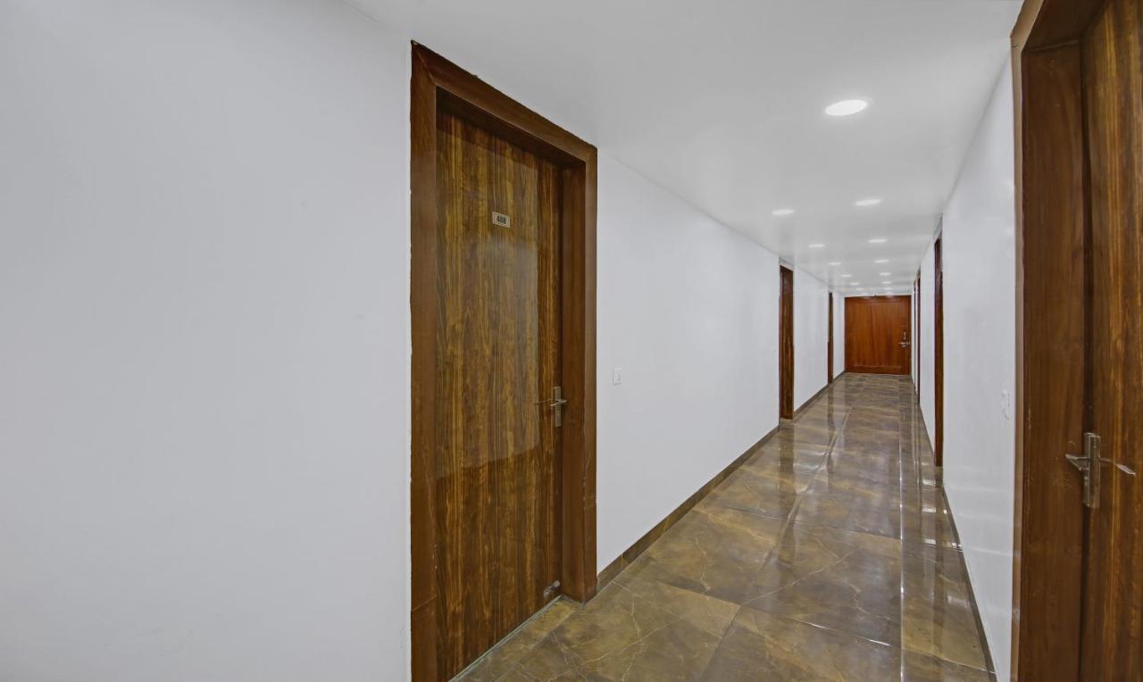 Treebo Mona Grand 3* New Delhi