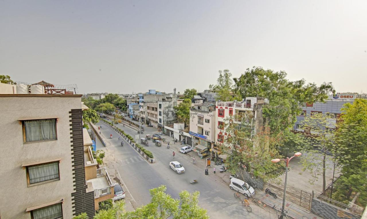 Treebo Mona Grand 3* New Delhi