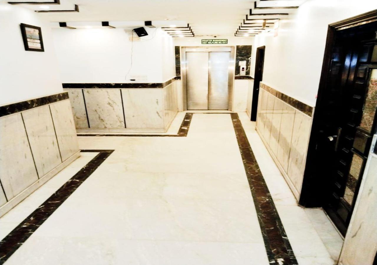 Hotel Sai Crystal Near Railway Station