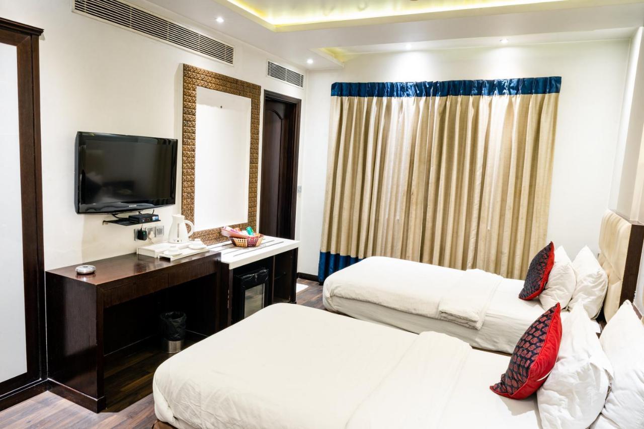 Grand Godwin - Complimentary Airport Pickup -near Ndls Railway Stn 4* Nova Deli