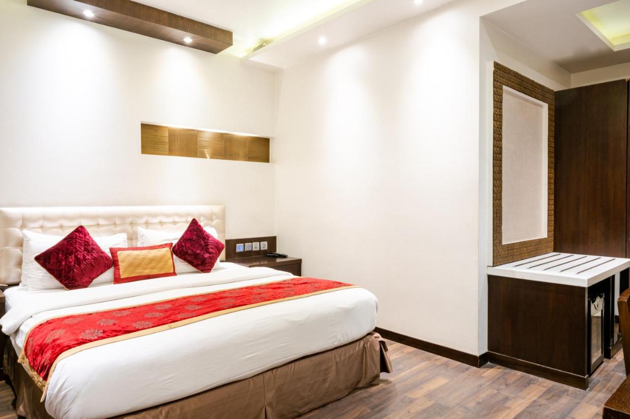 Grand Godwin - Complimentary Airport Pickup -near Ndls Railway Stn Nova Deli