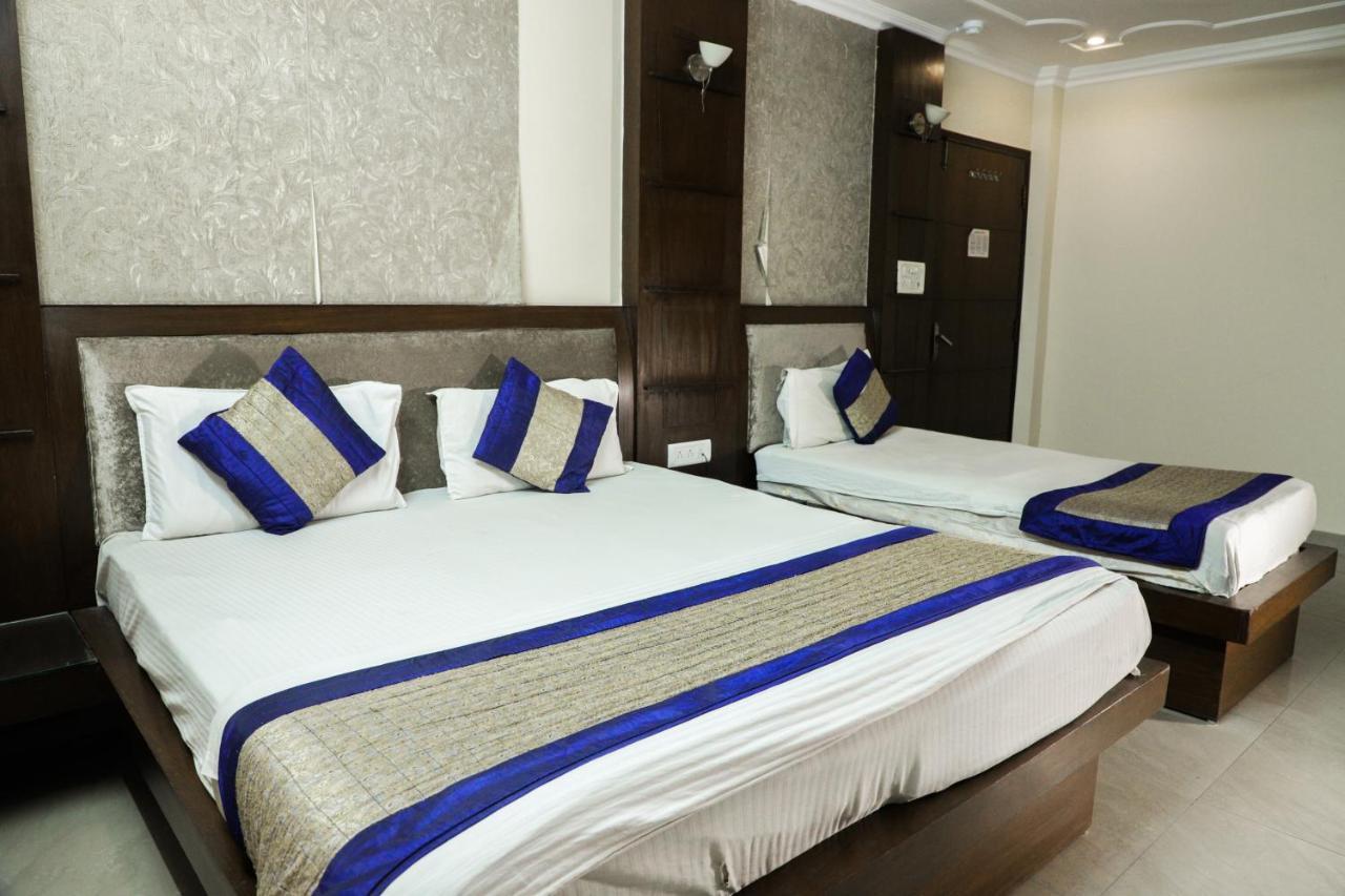 Hotel Centra Inn New Delhi