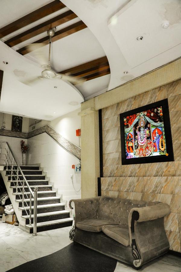 Hotel Centra Inn New Delhi