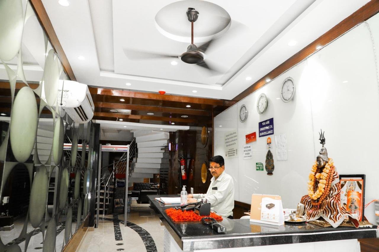 Hotel Vanson - Near Connaught Place