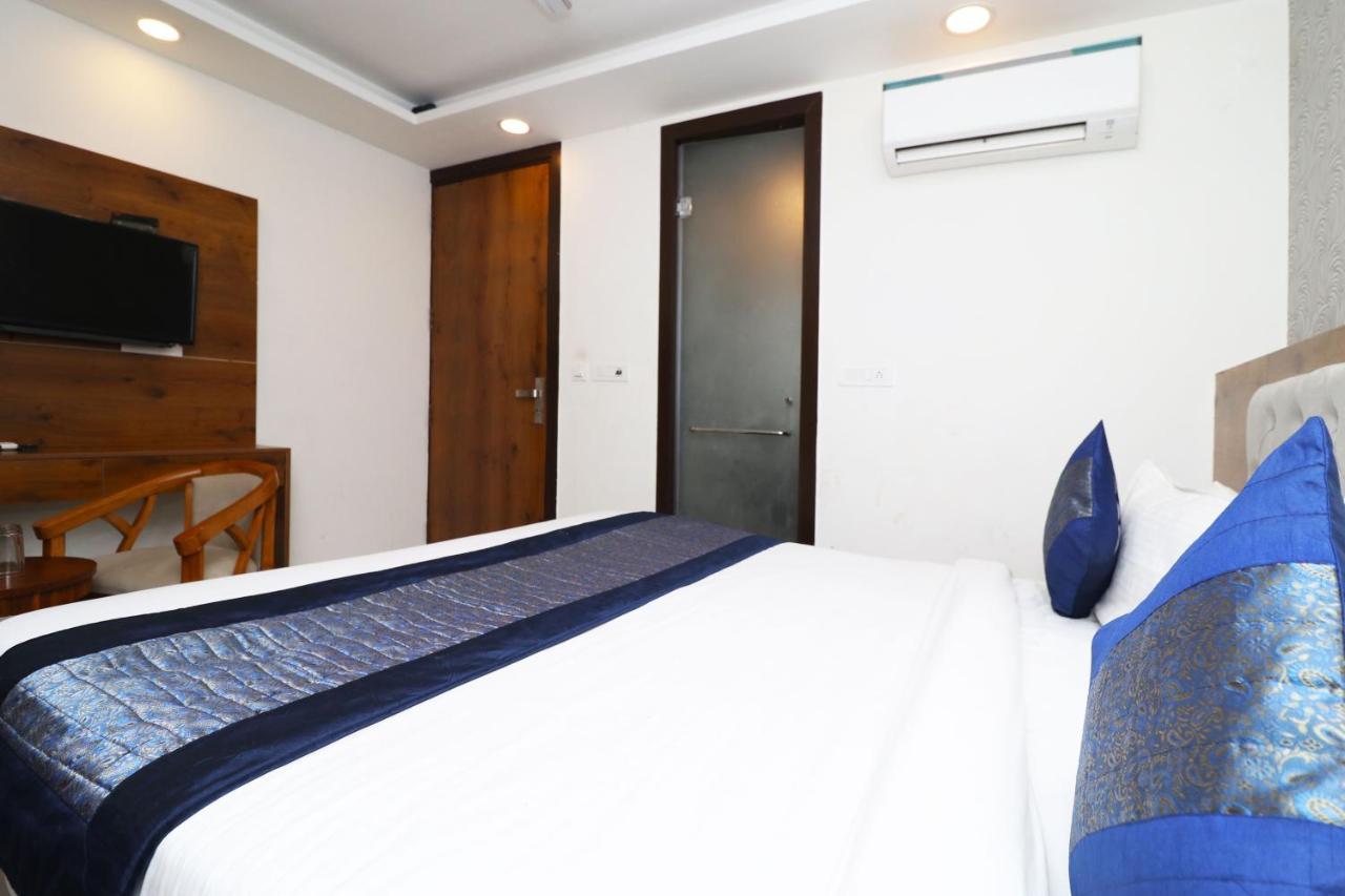Belwood Suites - Near Airport 3*
