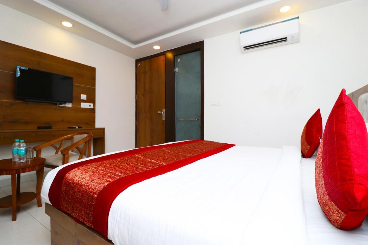 Belwood Suites - Near Airport Hotel 3*