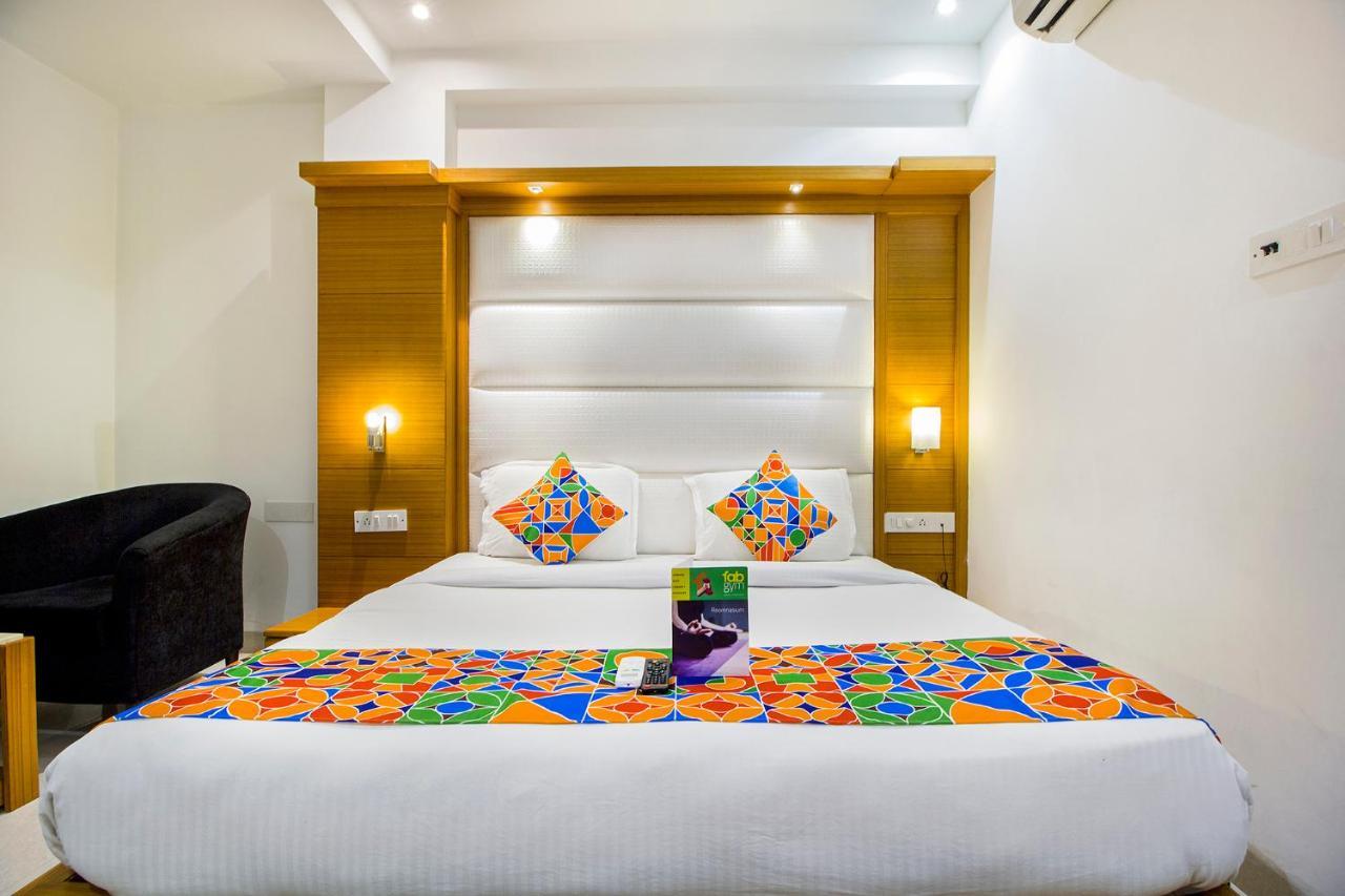 Fabhotel Star Delhi Airport Hotel 3*