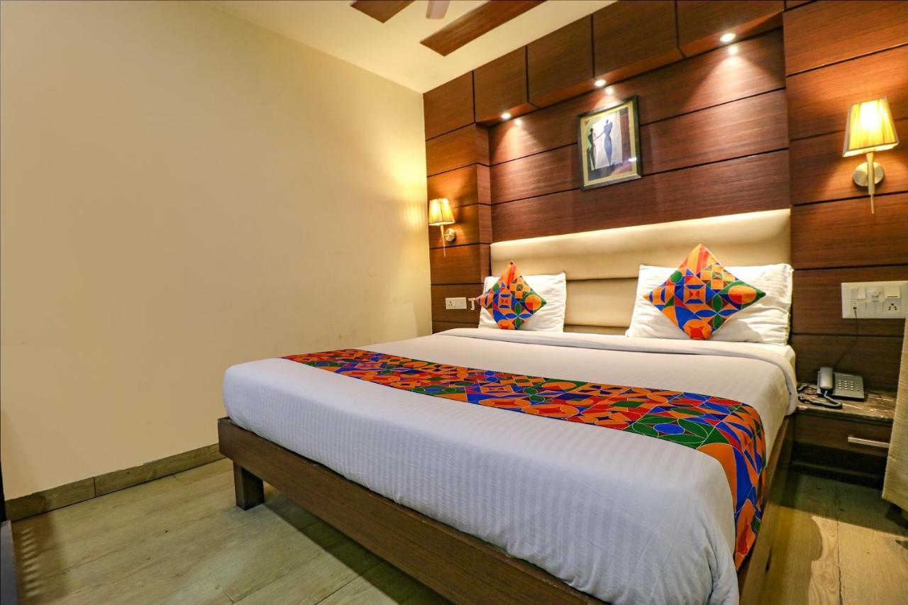 Fabhotel Admire Hotel 3*