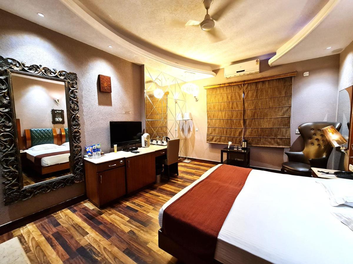 Hotel Royal Castle Grand 2*