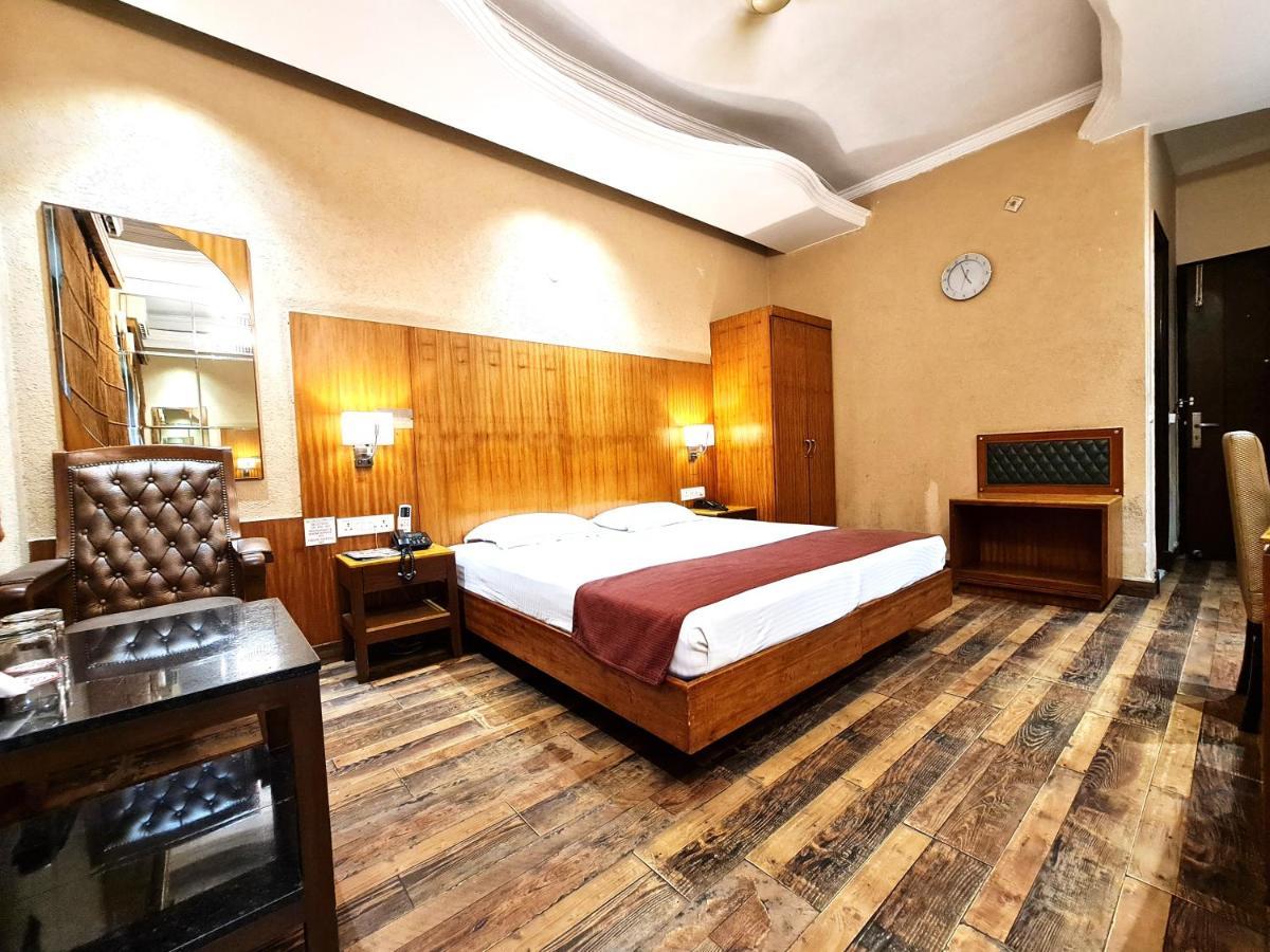 Royal Castle Grand Hotel Nova Deli