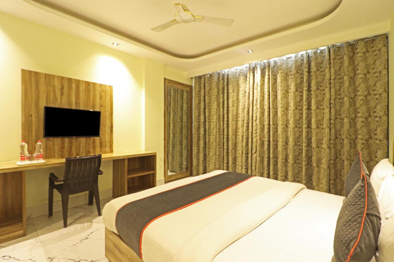 Good Vibe Near Delhi Igi Airport New Delhi