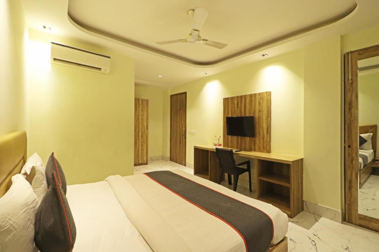 Hotel Good Vibe Near Delhi Igi Airport New Delhi