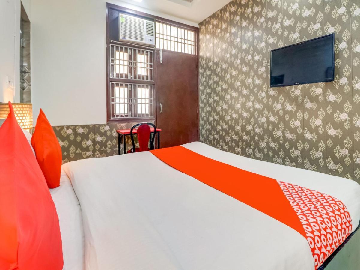 Oyo 74060 Taj Residency