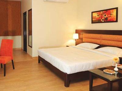 Hotel Clarks Kailash Colony New Delhi