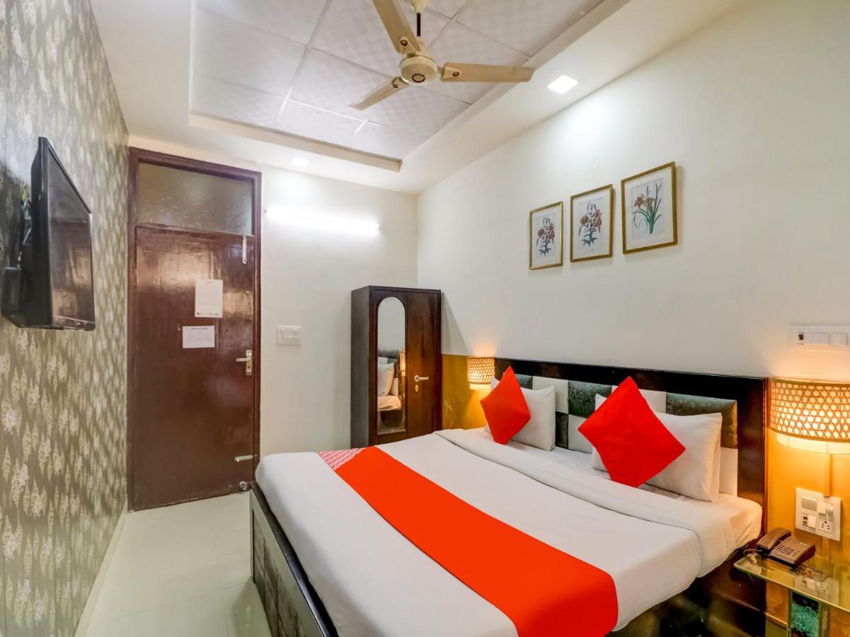 Hotel Oyo 74060 Taj Residency