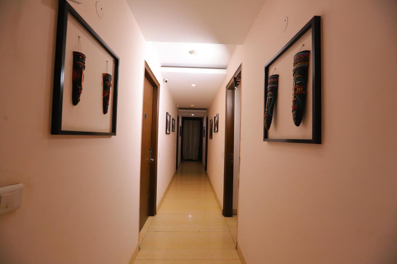 Nirvana Suits By Qotel Jasola - Near Apollo Hospital In 3*