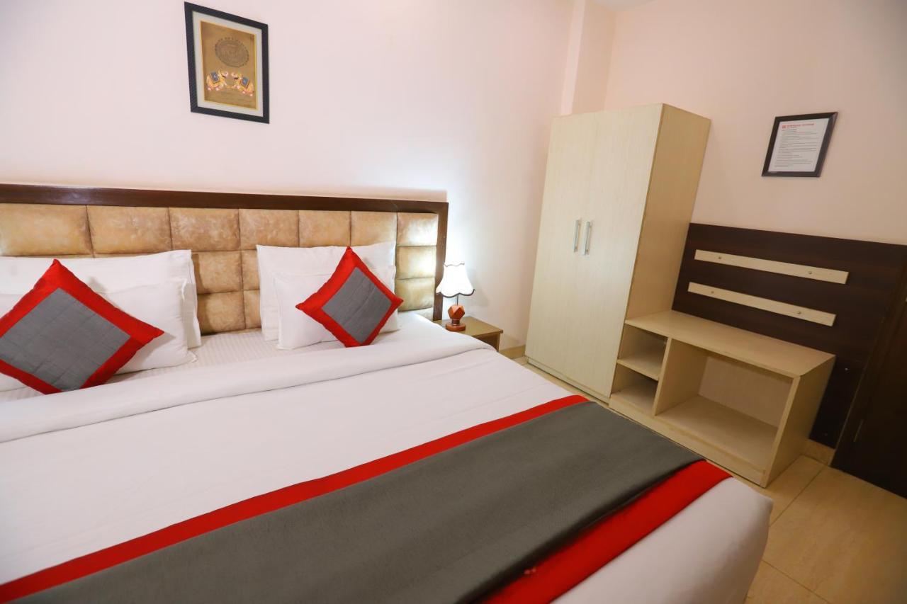 Nirvana Suits By Qotel Jasola - Near Apollo Hospital In 3*