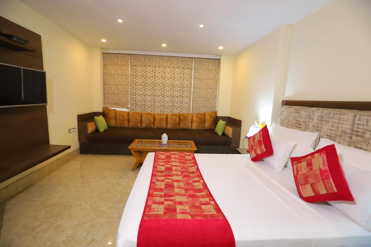 Hotel Hotel Mayur Assam - New Delhi Railway Station Nova Deli
