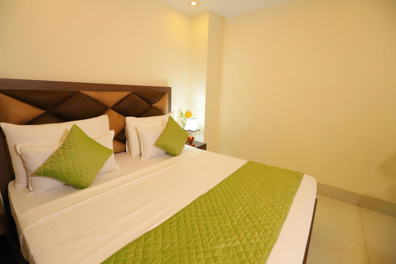 Hotel Mayur Assam - New Delhi Railway Station