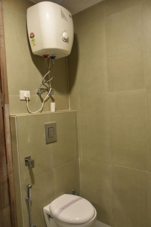 Hotel Lohias Delhi Airport