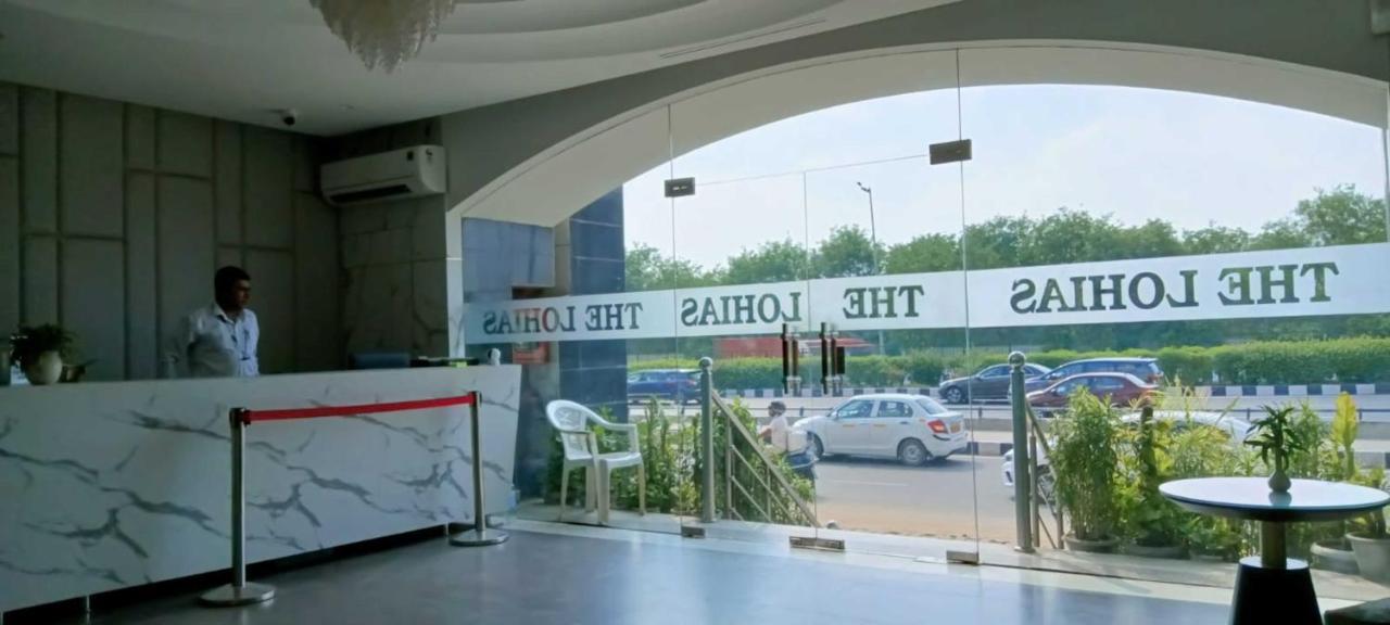 Hotel Lohias Delhi Airport