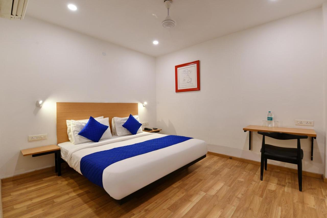 Hotel Saffron Gold