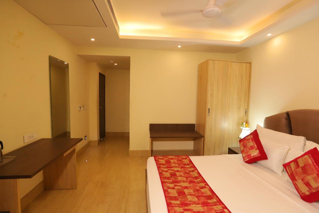 Hotel Mayur Assam - New Delhi Railway Station Hotel 3*