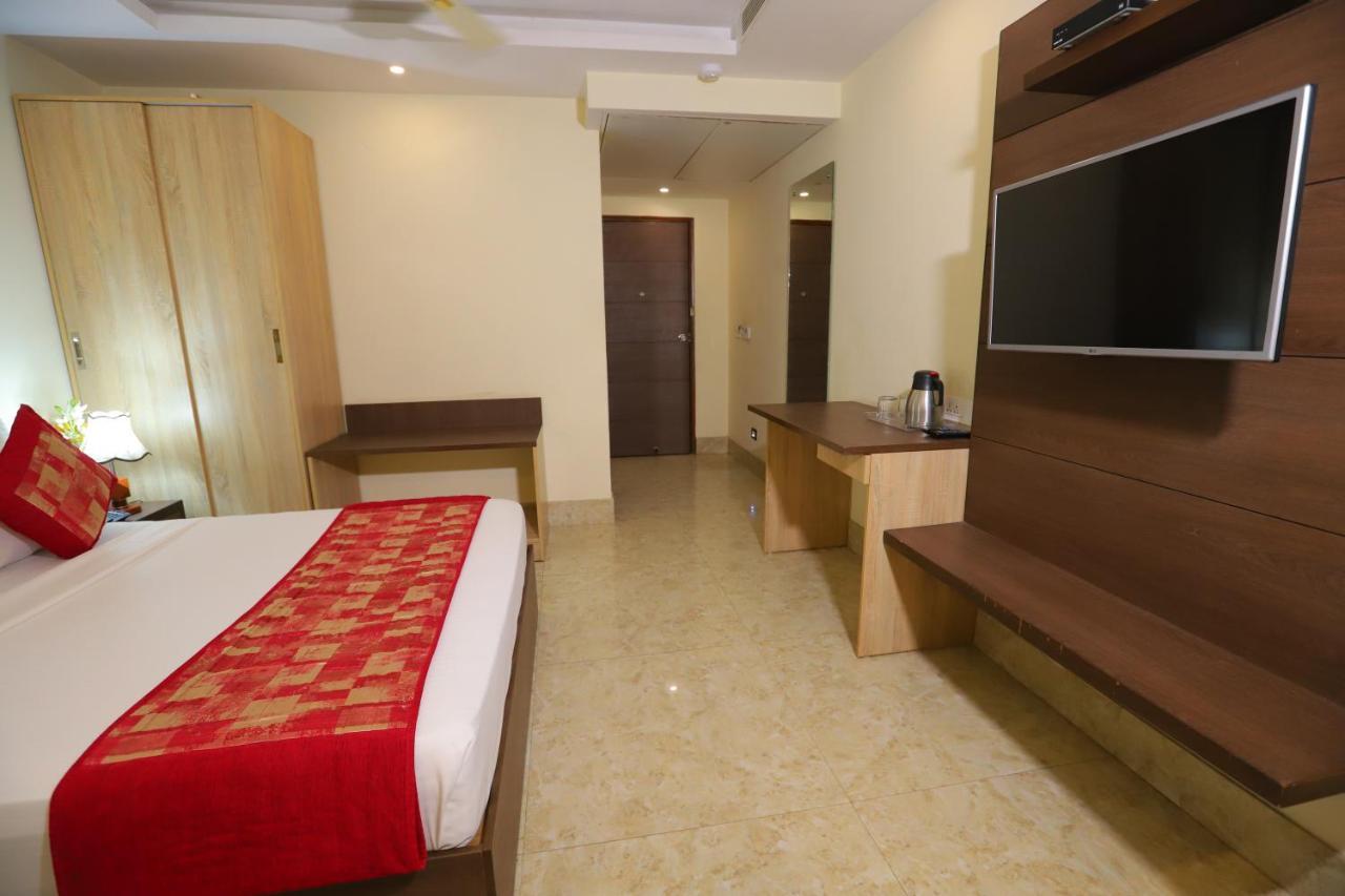 Hotel Mayur Assam - New Delhi Railway Station Hotel 3*