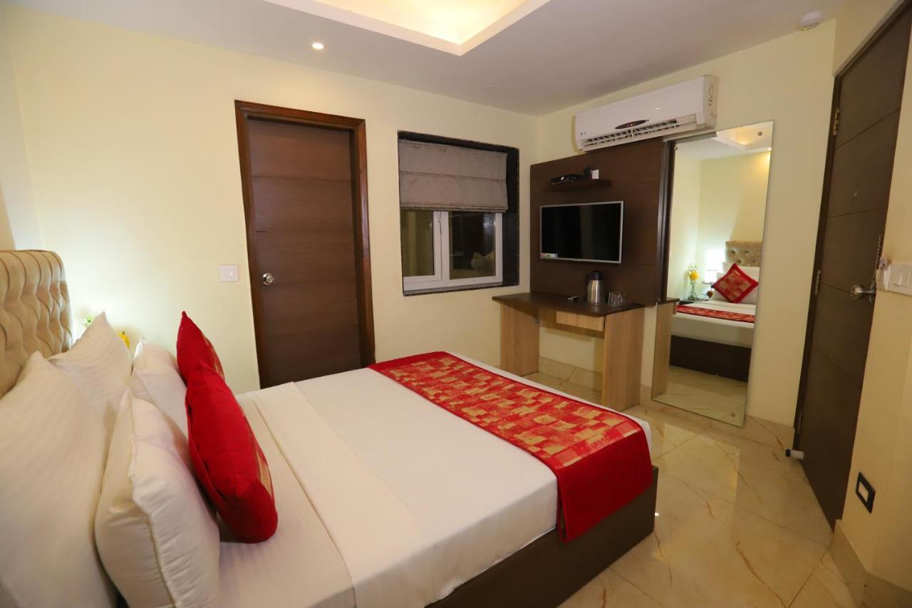 Hotel Hotel Mayur Assam - New Delhi Railway Station 3*