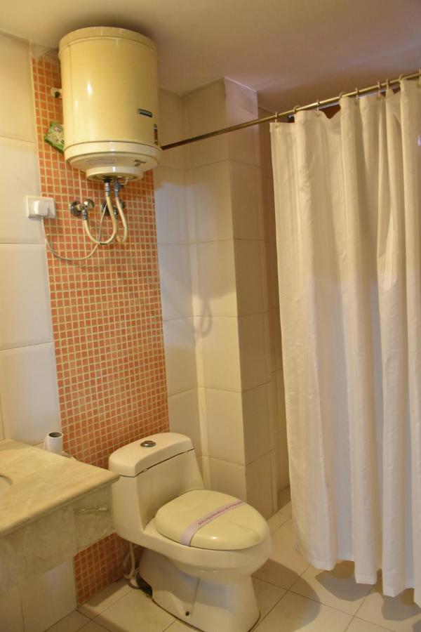Hotel Lohias Delhi Airport