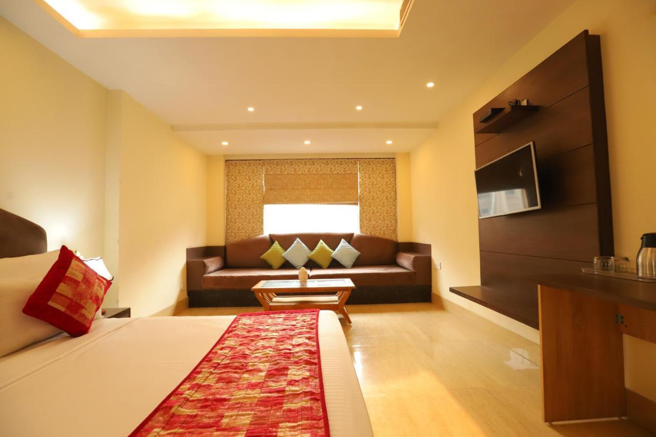 Hotel Mayur Assam - New Delhi Railway Station Hotel 3*